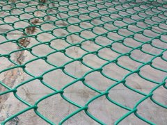 勾花石笼网挡墙