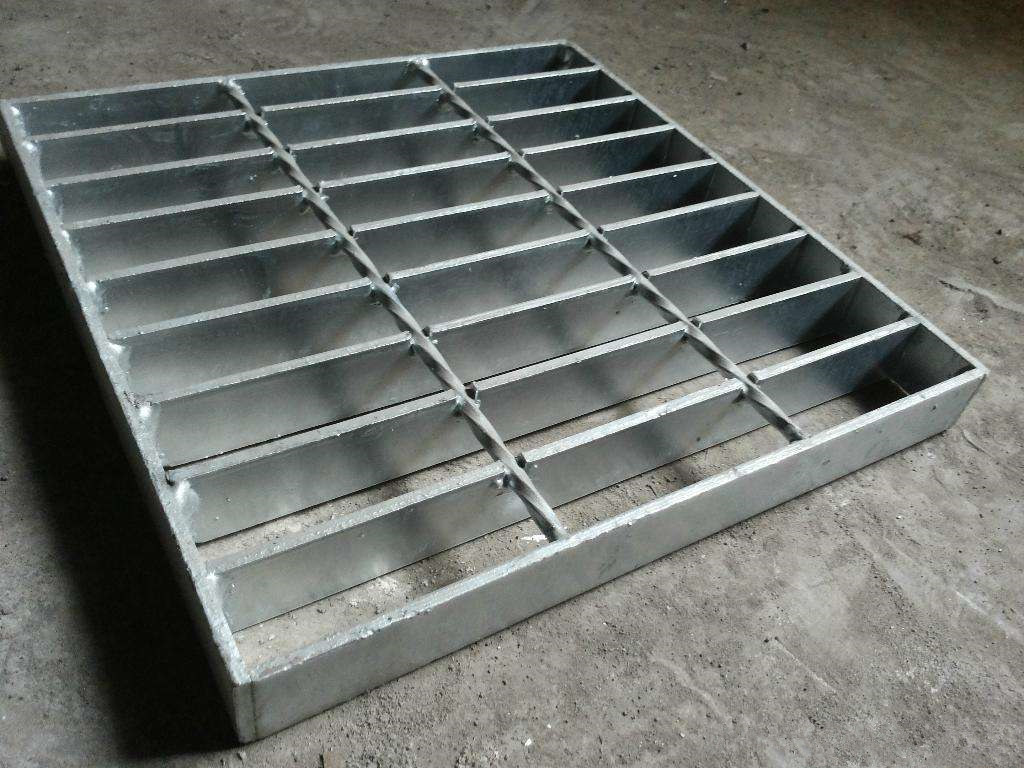 镀锌平台钢格板图片