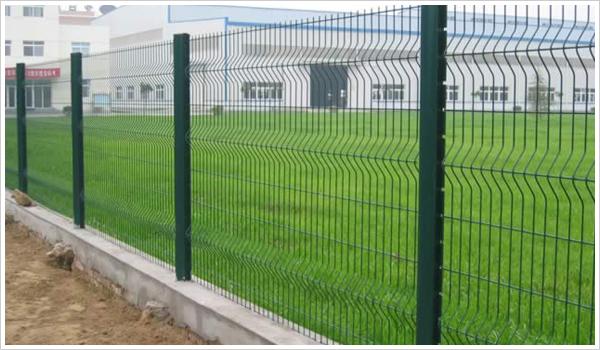 围地折弯钢丝围栏网